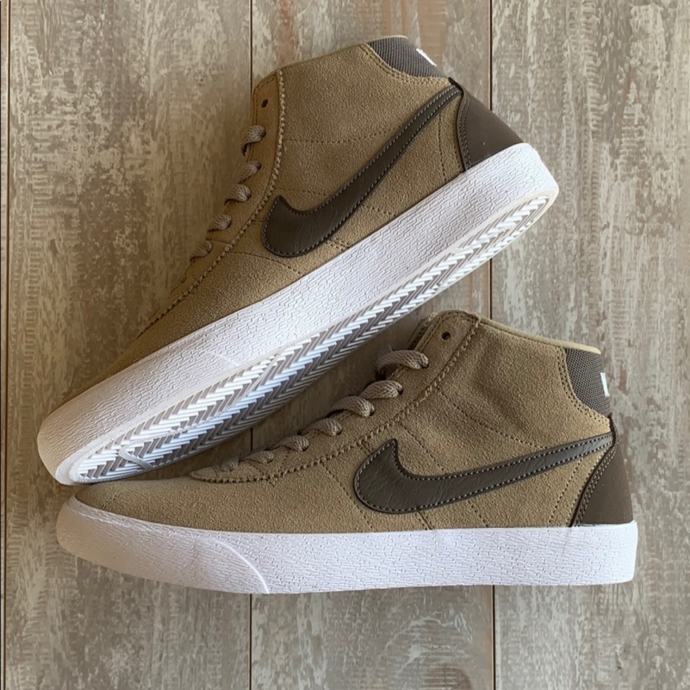 NWT Nike SB Bruin khaki - Picture 5 of 8